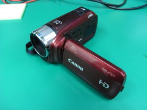 Canon iVIS HF R21 ウィルスに感染して動画が見られない