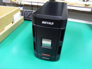 Linkstation LS-W1.0TGL/R1 RAID0で1台故障のデータ復旧