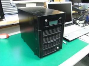 Buffalo Terastation TS-H2.0TGL/R5 エラーE04