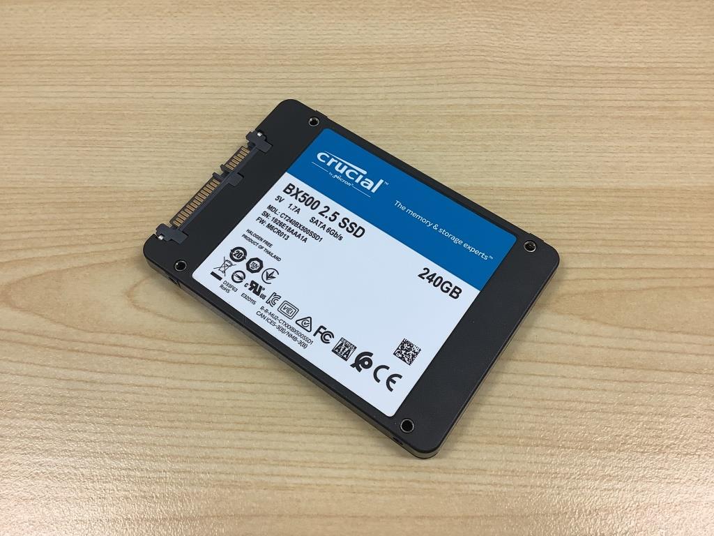 2.5インチSATA SSD