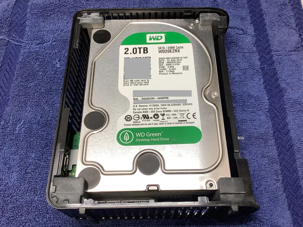 内蔵されているHDDはWD20EZRX