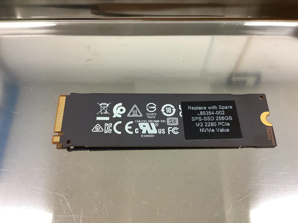 HPのパーツラベルが貼ってある パーツナンバーは85354-002