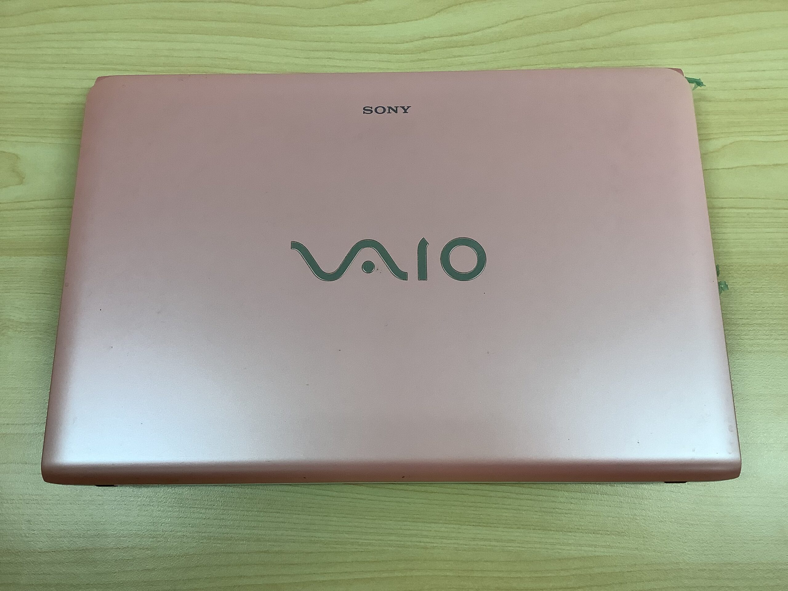 Sony vaio SVE15125CJP  キーボードに物を落としてから起動できなくなった