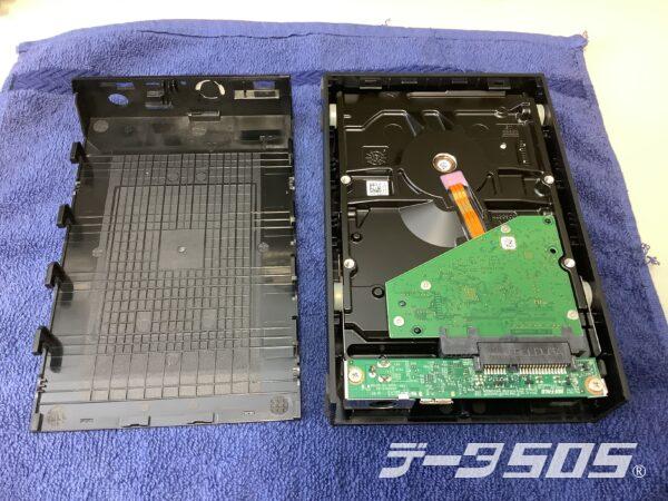 BUFFALO HD-AD8U3 フォルダ一覧は見られるがコピーや削除が不可
