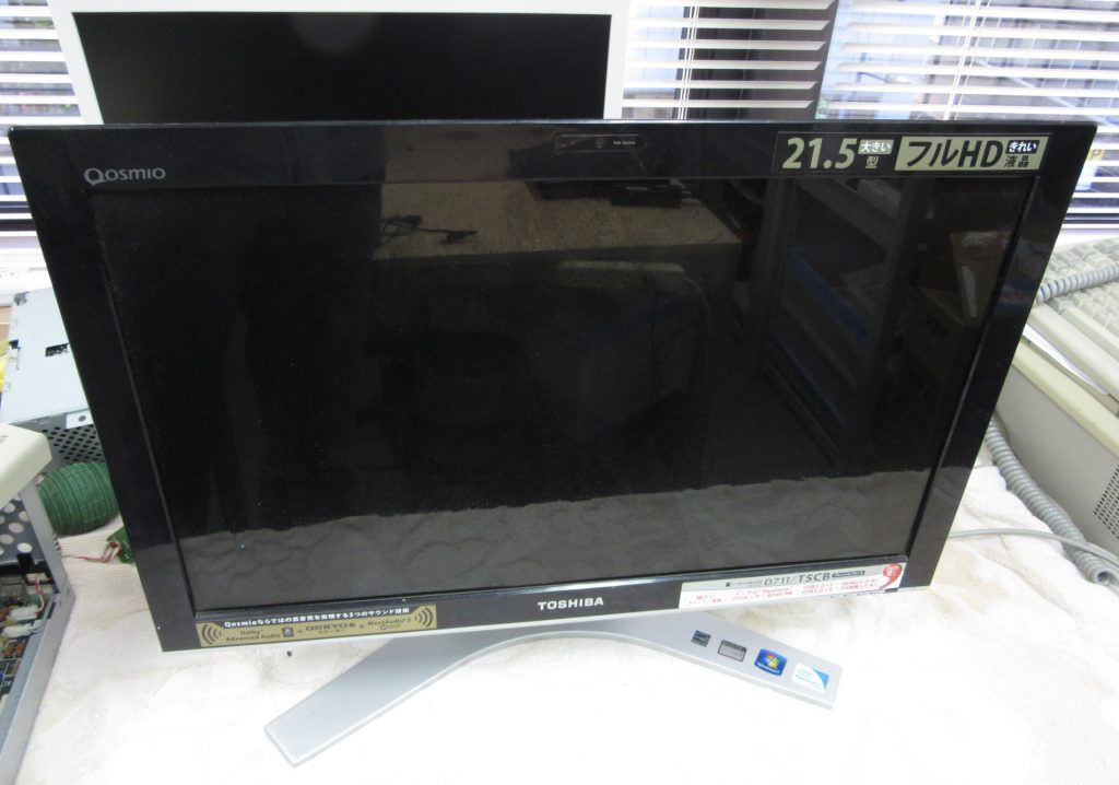 東芝 Qosmio D711/T5CB