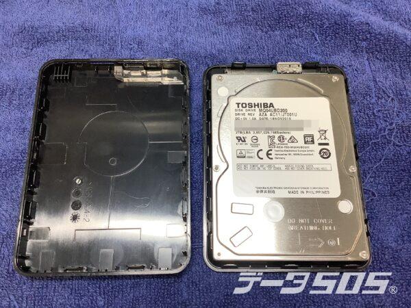 東芝Canvio HD-TPA2U3-B/N 分解するとMQ04UBD200