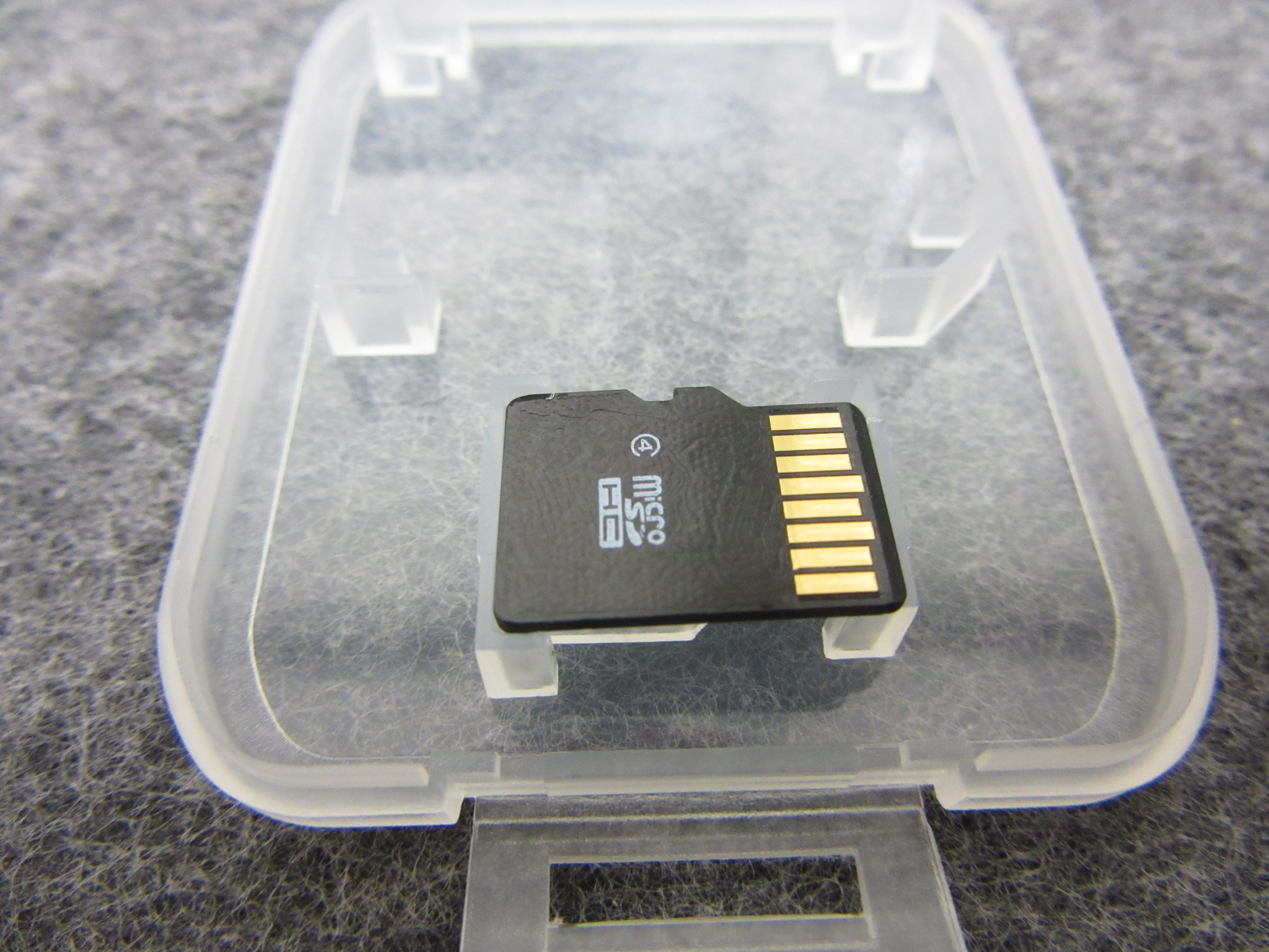 Androidスマホで使っていたMicroSDが反応しなくなった