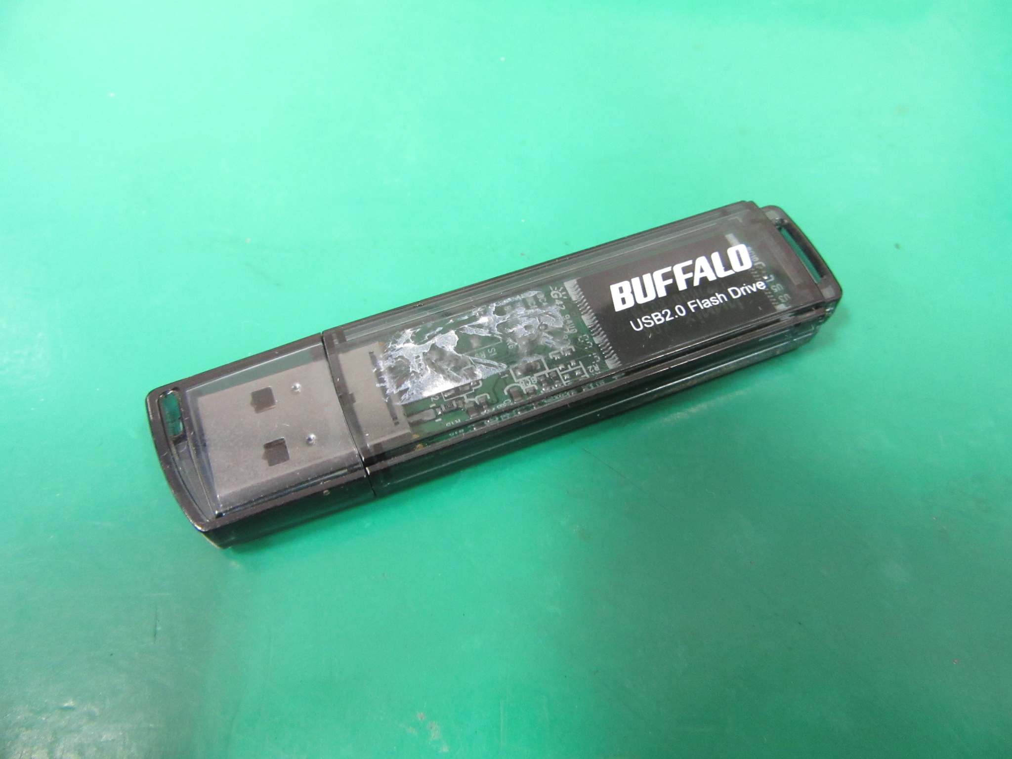 BUFFALO USBメモリ RUF2-E 2GB