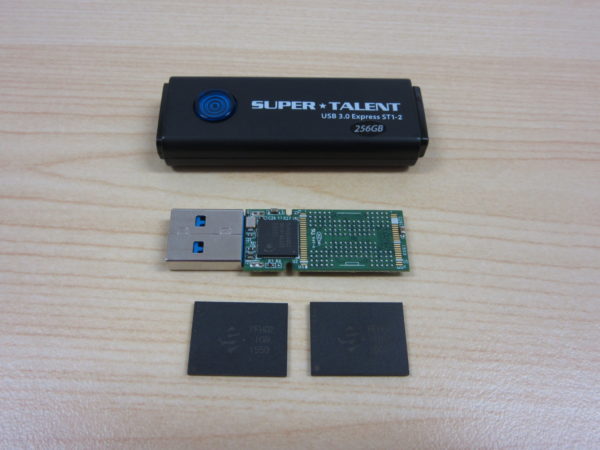 まったく読み込まないUSBメモリからデータを復旧　SUPER TALENT USB3.0Express ST1-2 256GB