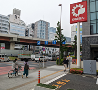 岩本町A4出口を出ると千葉銀行があります